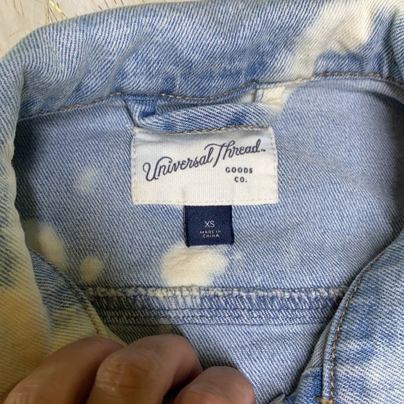 Universal Thread - Stonewashed Jean Jacket SZ XS - Picture 3 of 8